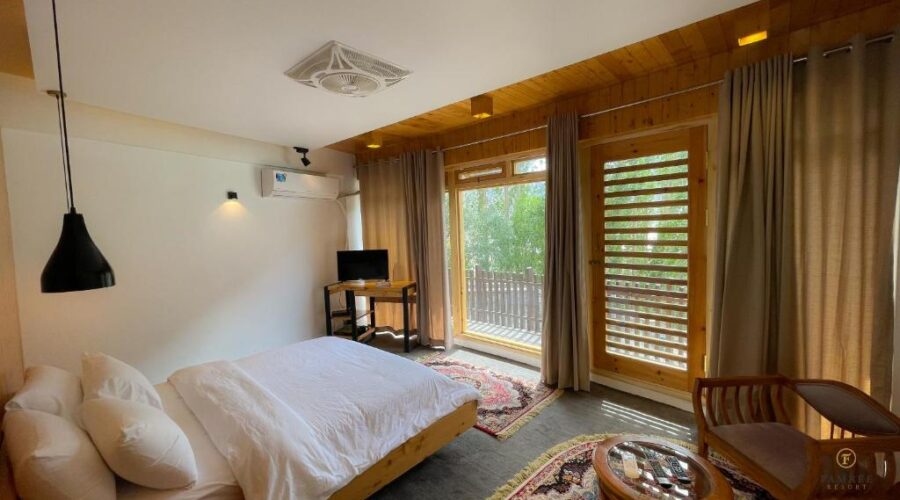 Famree Resort Hunza - Bedroom View