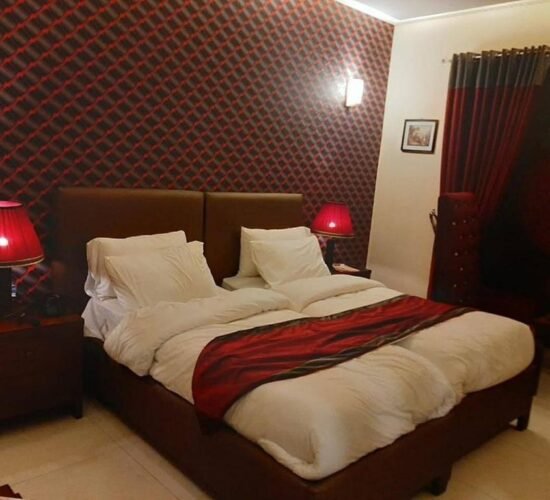 Raees Khana Hotel - Double Room