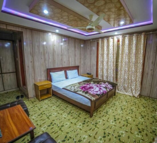 Skardu View Point Hotel - Double Room with Balcon